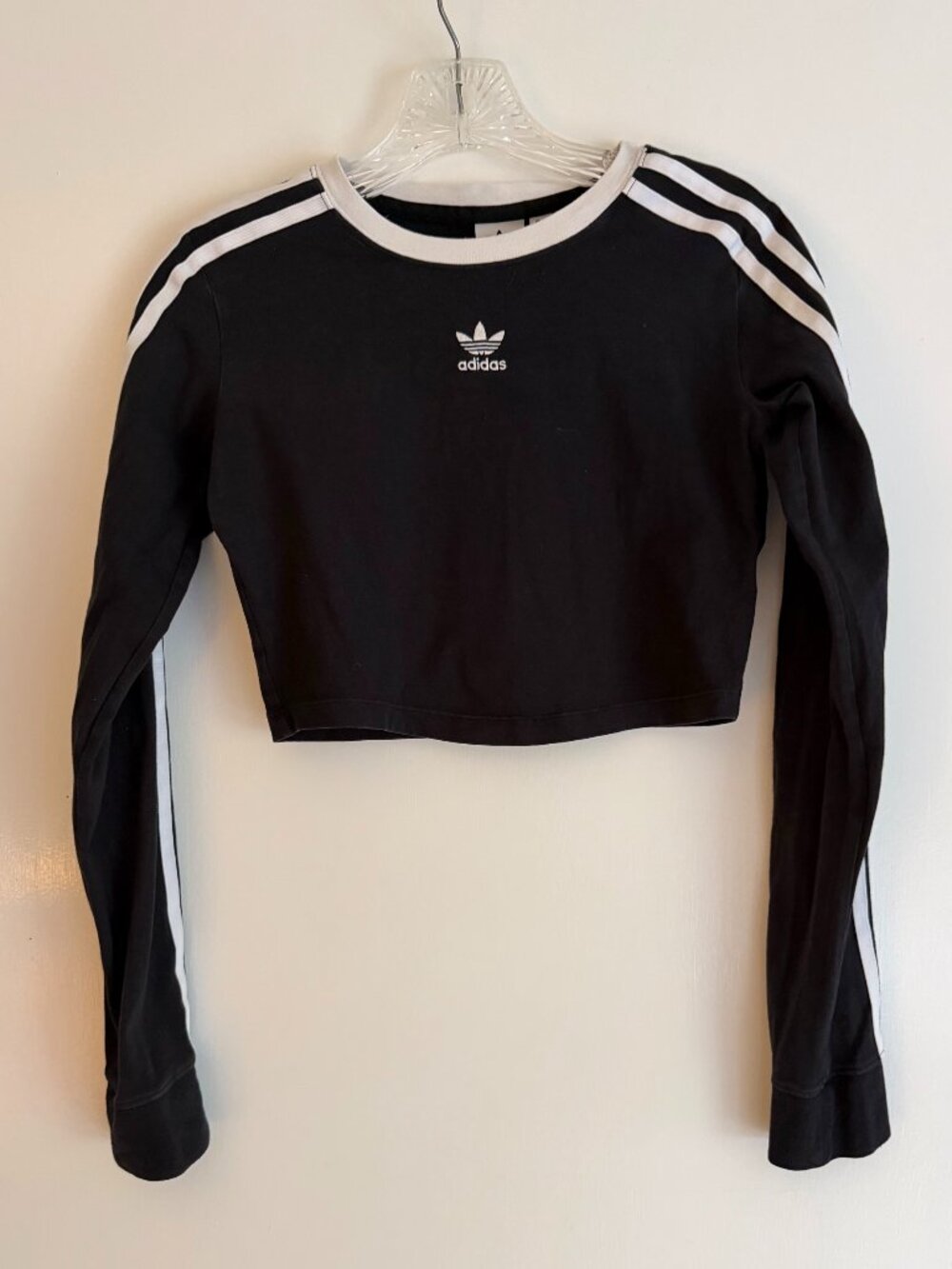 Adidas: Long Sleeved Black Crop Top: Size: S